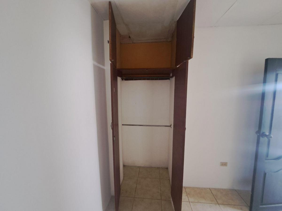 Departamento en Venta en José Mascote y Ayacuho Aler, Guayas — imagen 4