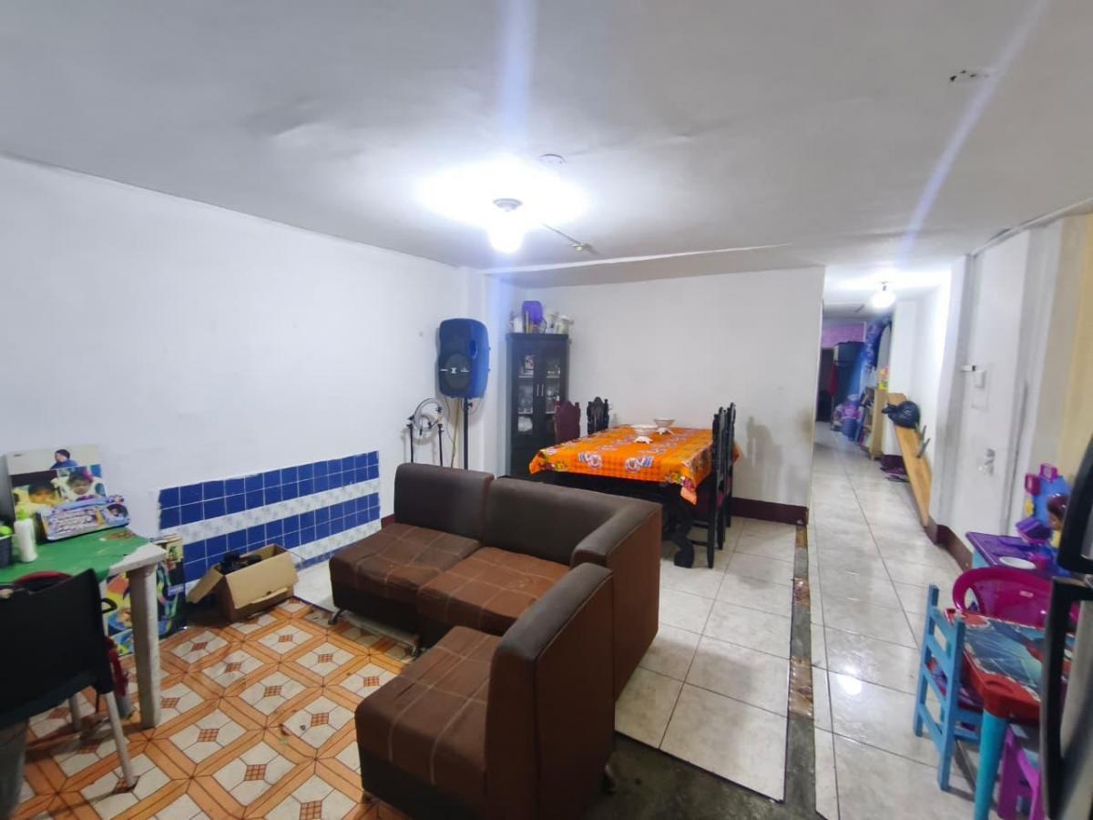 Casa Rentera en El Suburbio. Calle 24 y La E. Entrando por La 25. Guayas — imagen 3