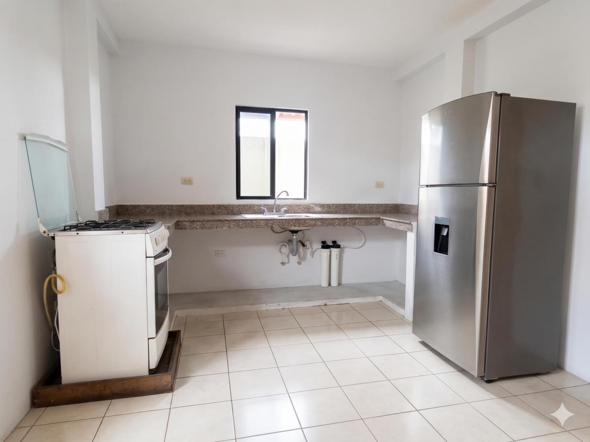 Vendo Casa Esquinera en La Urb. Veranda, Av Narcisa de Jesús, Guayas — imagen 5