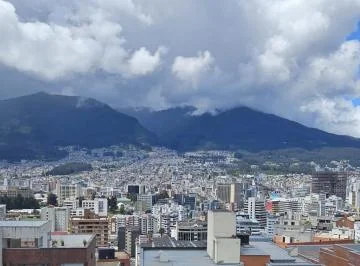 Espectacular Terreno Sector Gonzalez Suarez — imagen 3