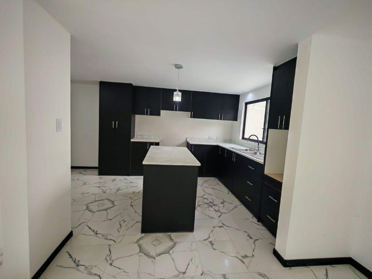 Casa a Estrenar en Venta Sector Conocoto — imagen 10