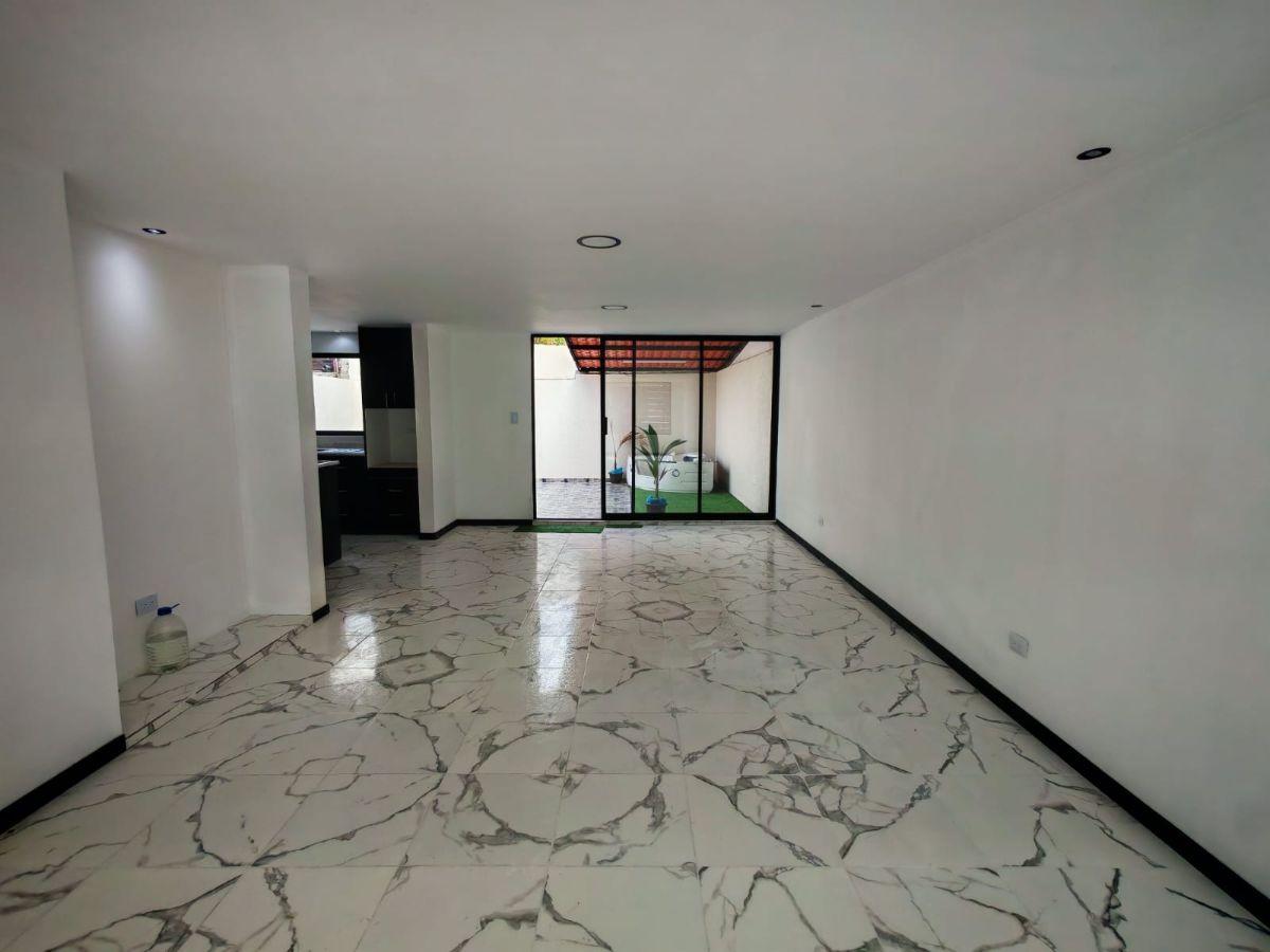 Casa a Estrenar en Venta Sector Conocoto — imagen 8