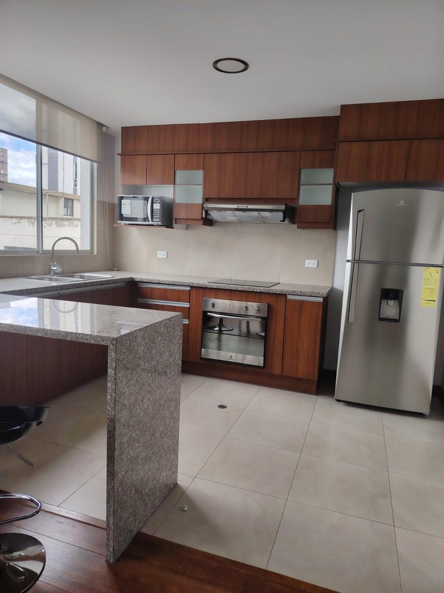 Venta Lindo Departamento, Sector El Batán, Quicentro Shopping — imagen 7