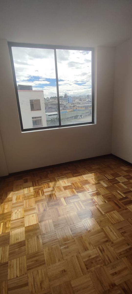 Departamento Venta Tres Habitaciones Sector La Luz — imagen 3