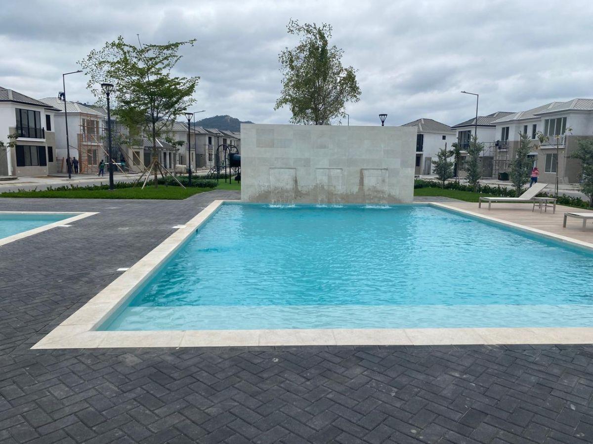 Casa con 3 Dorm. en Venta en Vía a La Costa, 180 m², Guayas — imagen 5