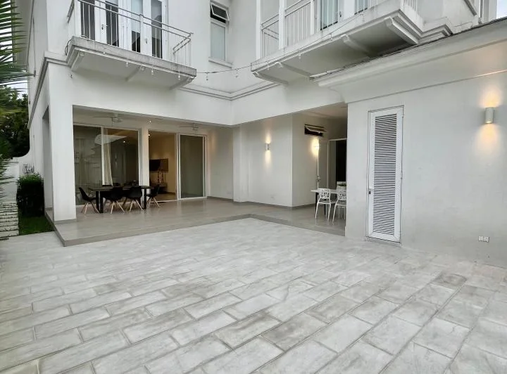 Aires de Batan Villa Nueva Lindos Acabados, Guayas — imagen 1