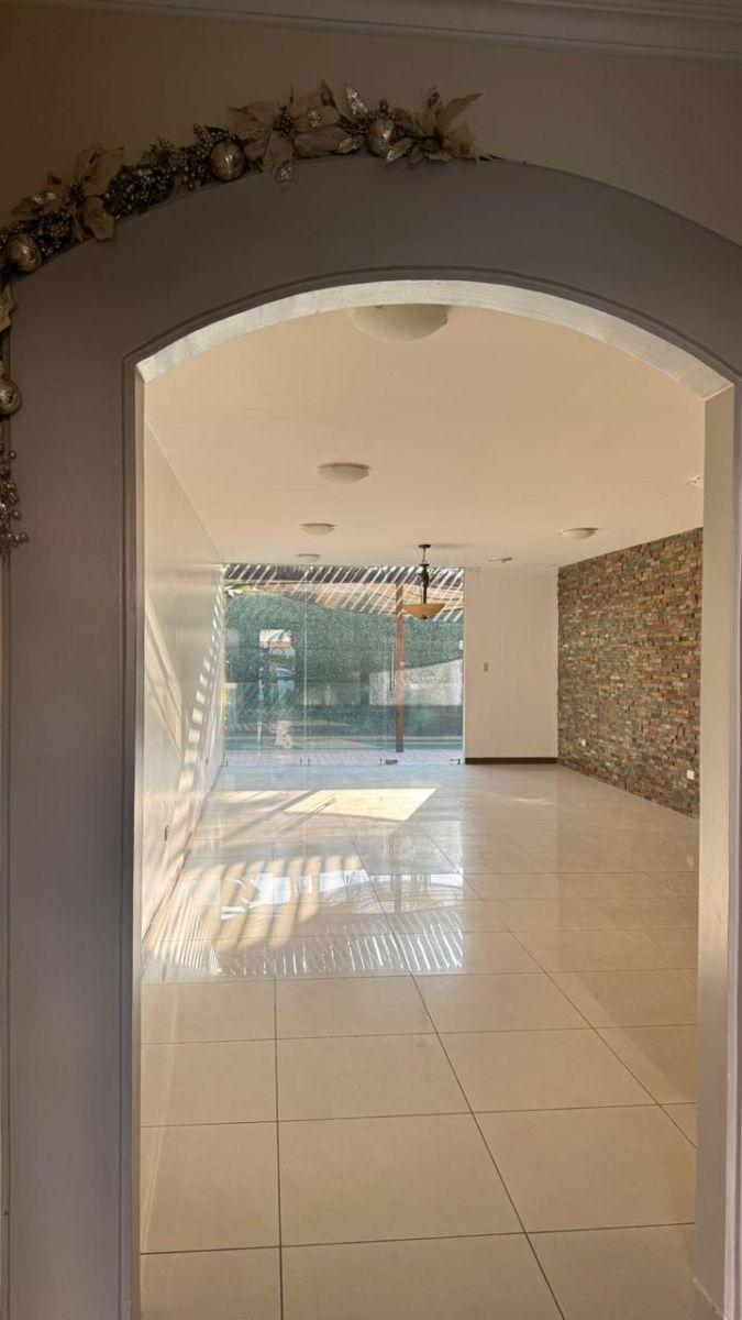 Oportunidad Hermosa Casa Venta en Terranostra - Via Costa - 4 Dorm. - Piscina - Bbq, Guayas — imagen 2