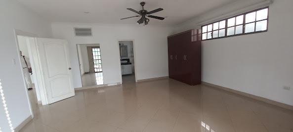Departamento con Terraza Privada en Los Ceibos Urb. Las Cumbres Venta o Alquiler, Guayas — imagen 3