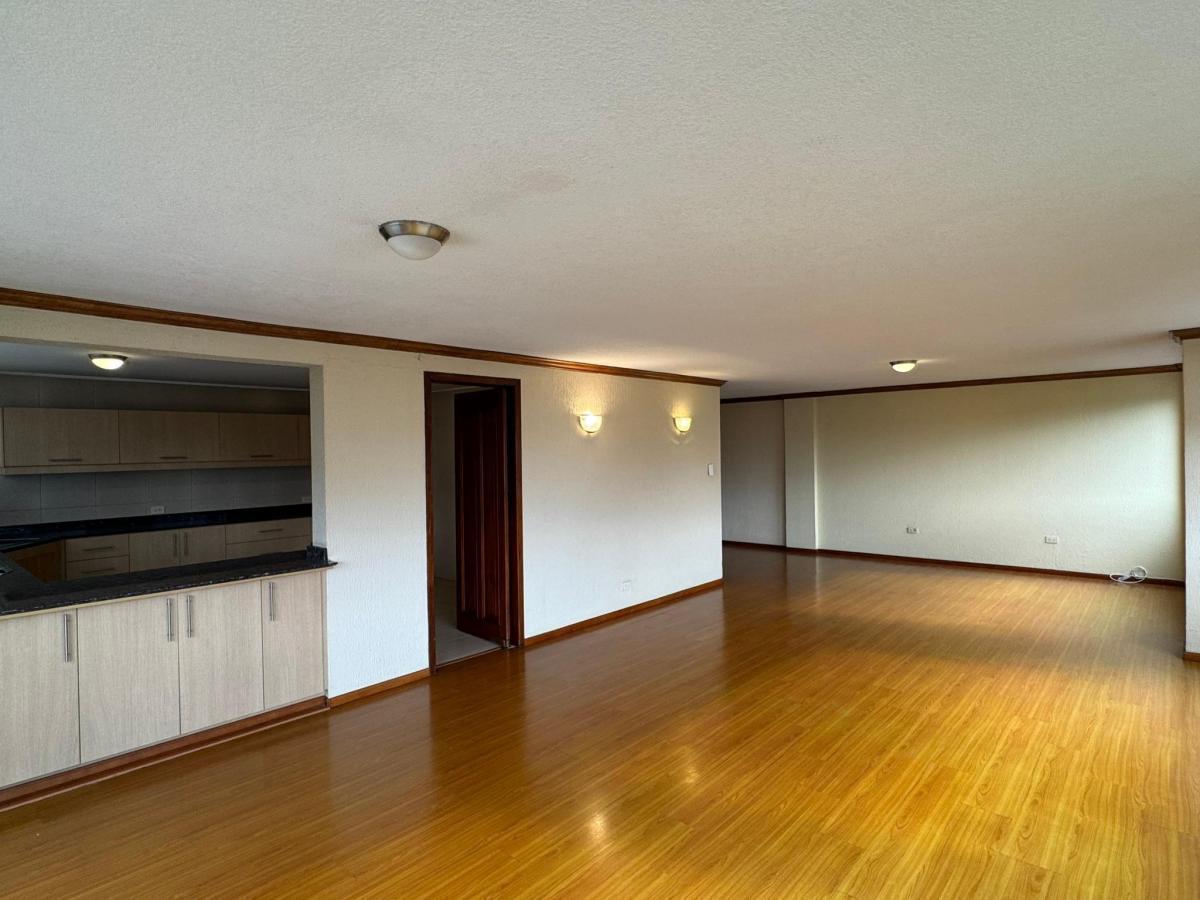 Venta Departamento de 3 Dorm. Sector Jiménez de La Espada — imagen 8