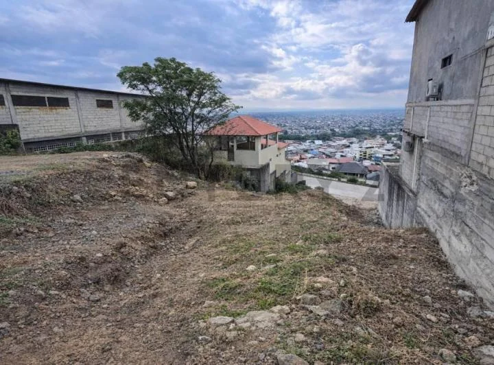 Venta de Terreno en Urb. Bellavista Alta J. Zav, Guayas — imagen 1