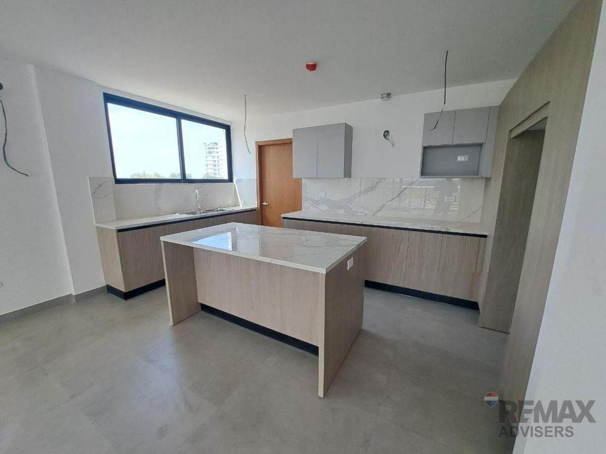 Vendo Dpto 202 Icon Bay Torre B 175 m² Isla Mocoli, Guayas — imagen 7