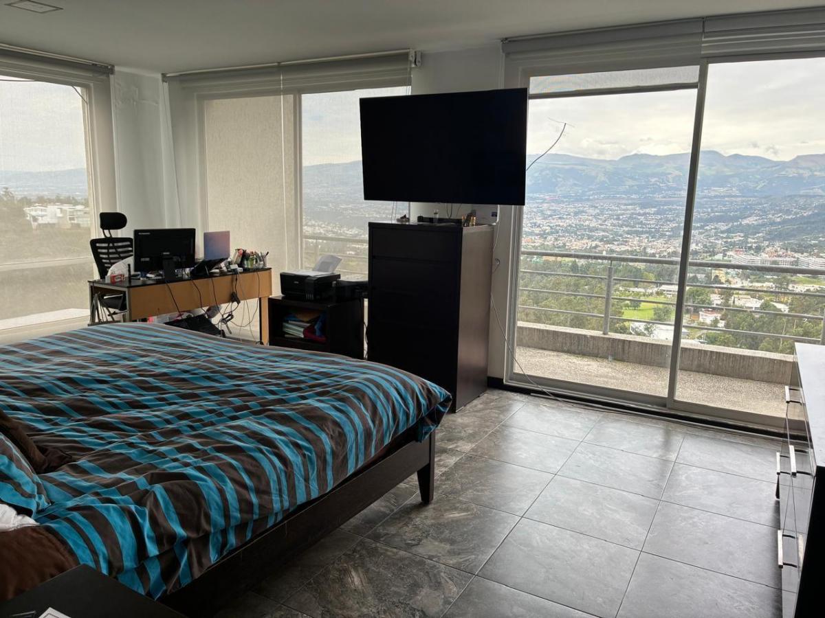 Departamento en San Juan de Cumbayá — imagen 6