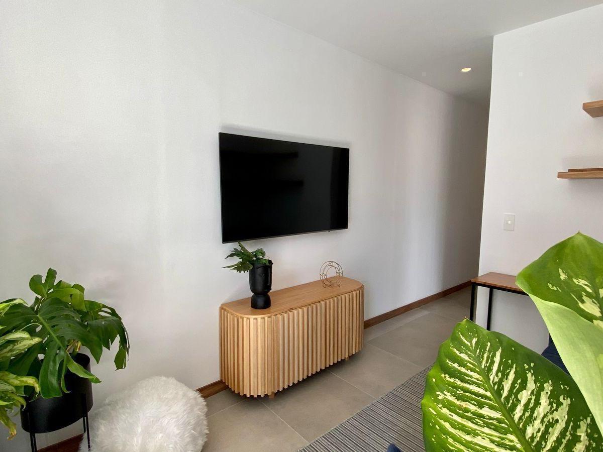 Venta Departamento 2 Dorm. Edificio Lujo Naciones Unidas Quito — imagen 9