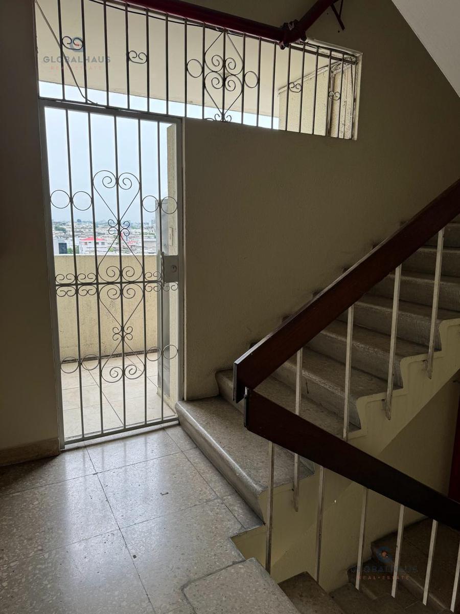 Venta de Departamento de Av9 de Octubre Entre Esmeralda y Los Rios de 132.89 m² K. R. Guayas — imagen 9