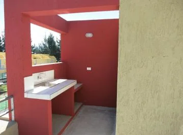 Venta Oportunidad Casa 2 Plantas con Amplia Terraza Valle de Los Chillos — imagen 5