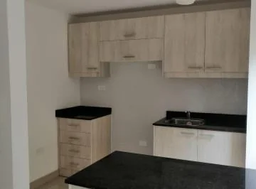 Venta Oportunidad Casa 2 Plantas con Amplia Terraza Valle de Los Chillos — imagen 3