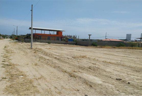 Venta Terreno en Taos Cerca de Garita de Entrada — imagen 3