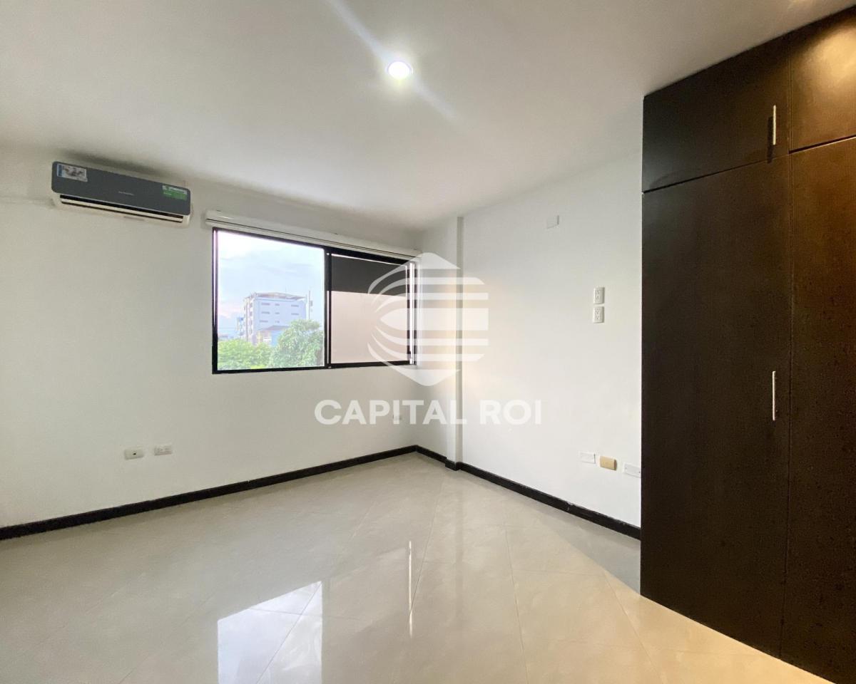 Departamento Remodelado en Venta, Kennedy Norte - Conjunto Cerrado. Cerca a Parque Lineal. Guayas — imagen 5