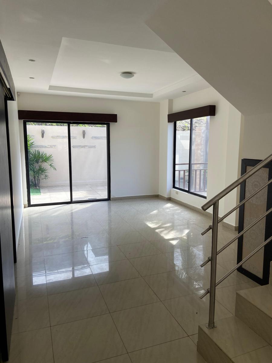 Vendo Casa en La Urbanización Bosques de La Costa, Guayas — imagen 5