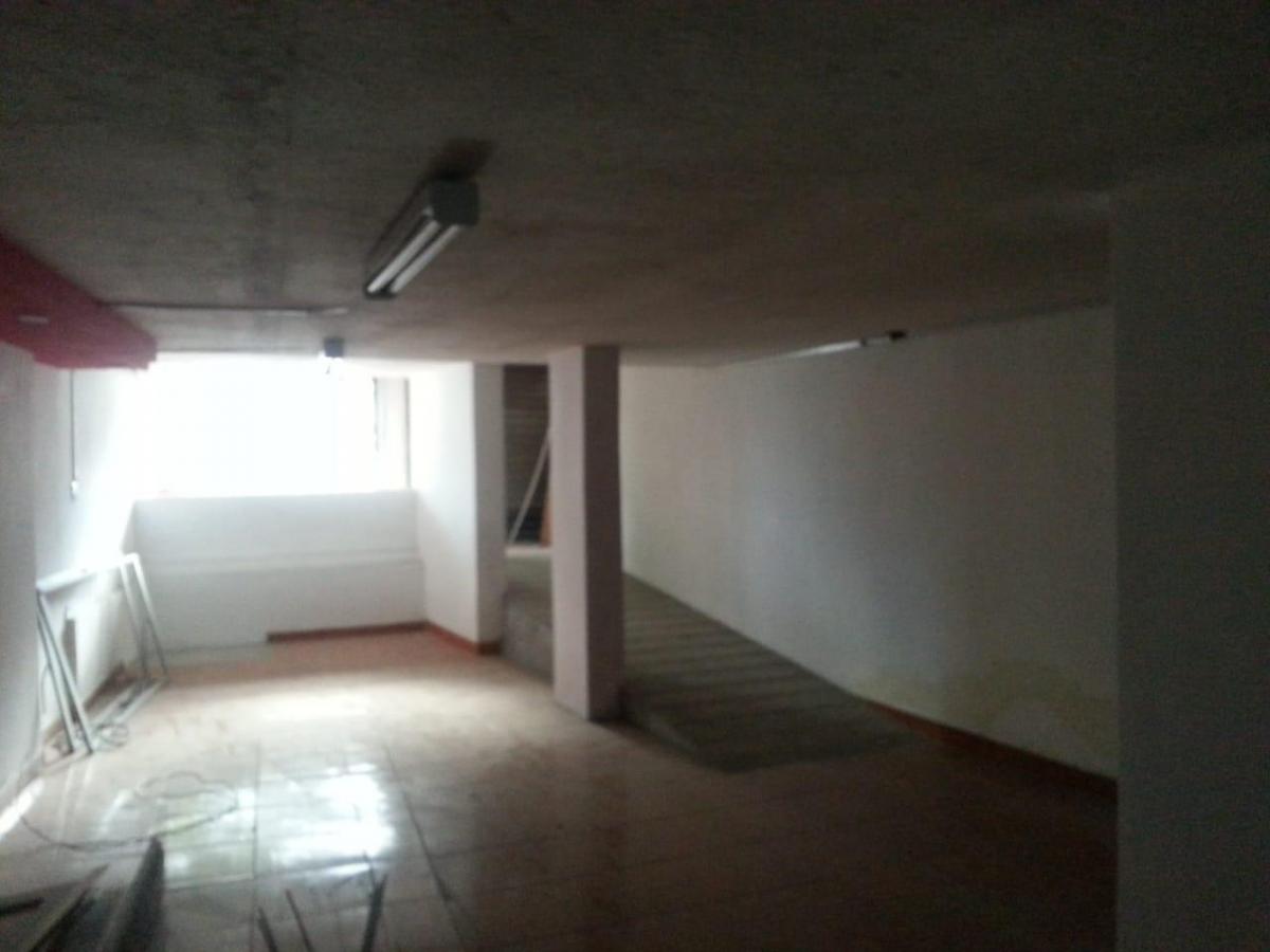 Hostal de Venta Mariscal, Remodelado, 21 Habitaciones con Baño Privado, $299 Mil — imagen 6