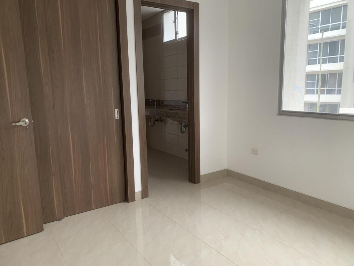 Departamento de Estreno en Venta en Bosques de Los Ceibos, Guayas — imagen 5