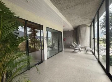 Vendo o Rento Departamento de Lujo Iluminado Piso Alto Edificio Iqon — imagen 3