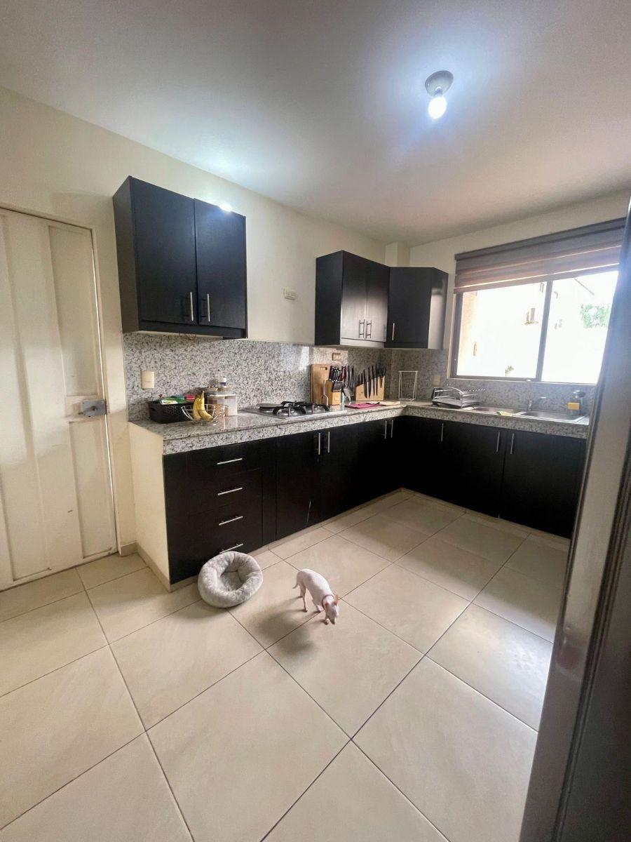 6612. Punta Esmeralda, Km 13,5 Vendo Casa de 2 Pisos, 3 Dorm $195.000, Guayas — imagen 5