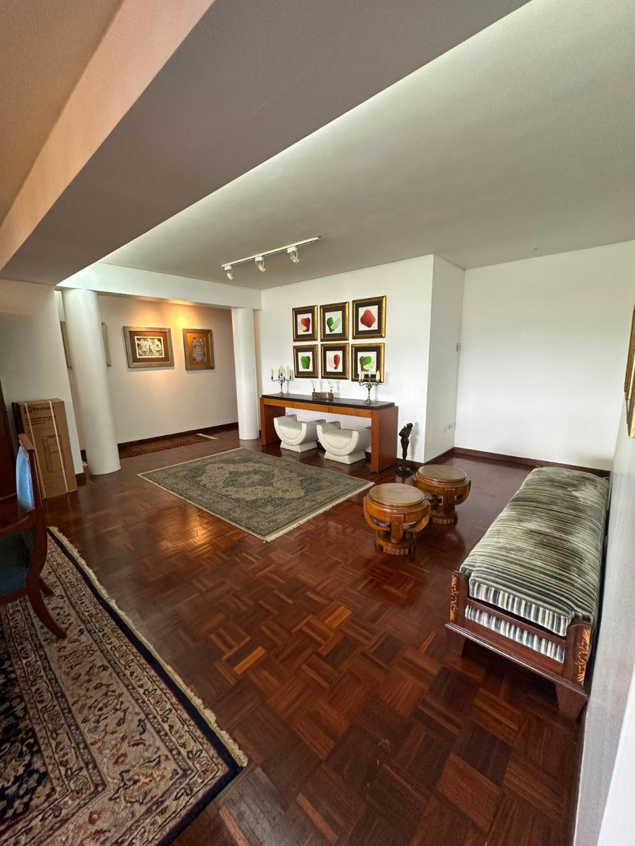 Departamento de Venta en Lomas de Urdesa, Guayas — imagen 10