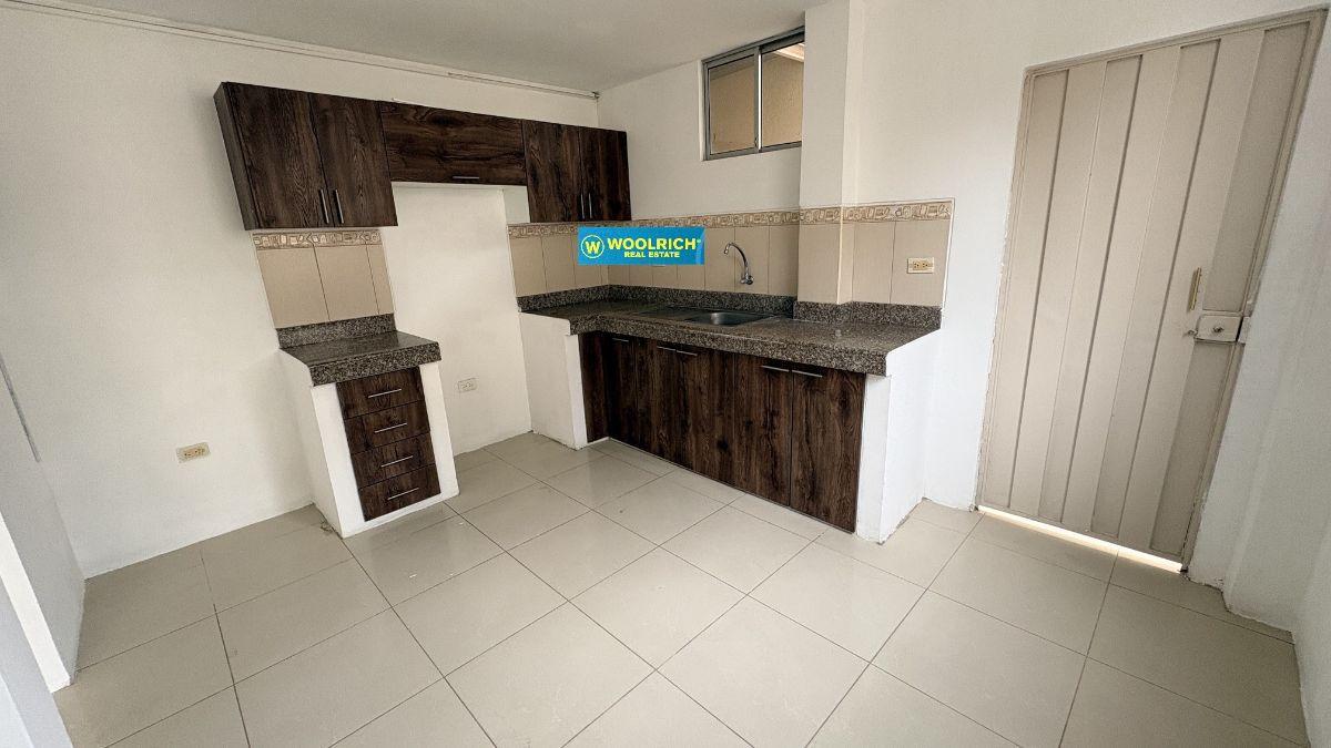 Urbanización Cataluna, Vendo Casa 4 Dorm, 150 m², Guayas — imagen 6