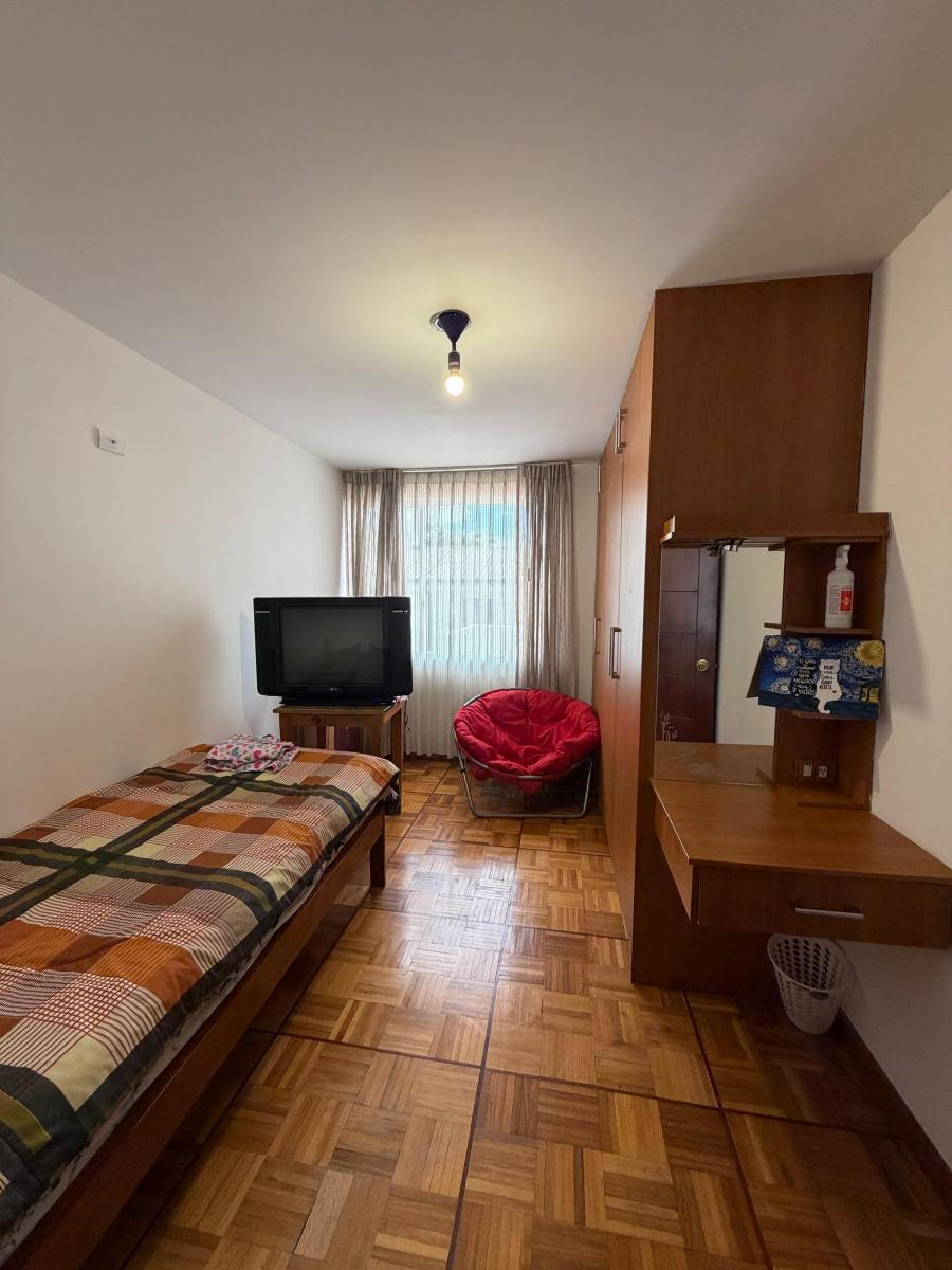 Casa Remodelada en Venta – San Carlos, Quito — imagen 2