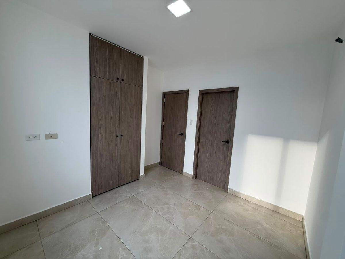 Casa en Venta de 4 Dorm. de Estreno - La Joya Etapa Aguamarina - Sector Aurora Daule, Guayas — imagen 5
