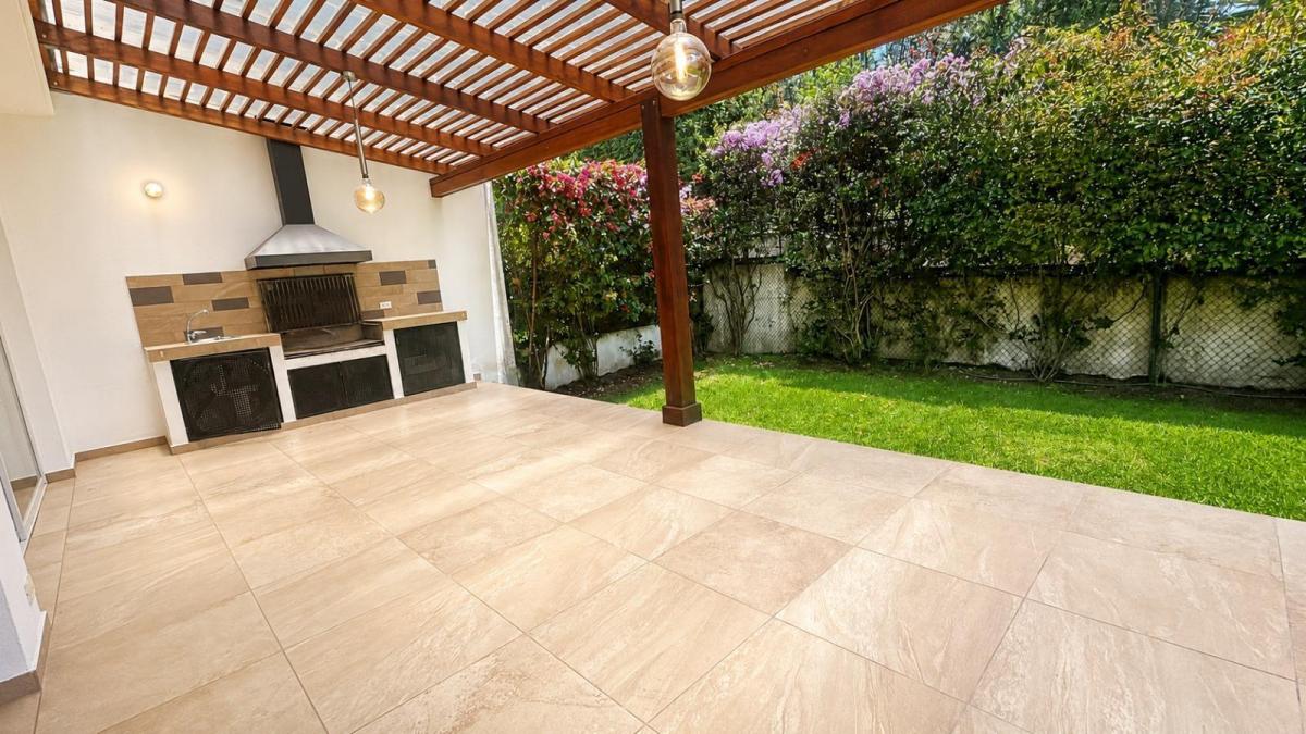 Casa en Venta en La Viña Tumbaco No Adosada Jardín — imagen 3