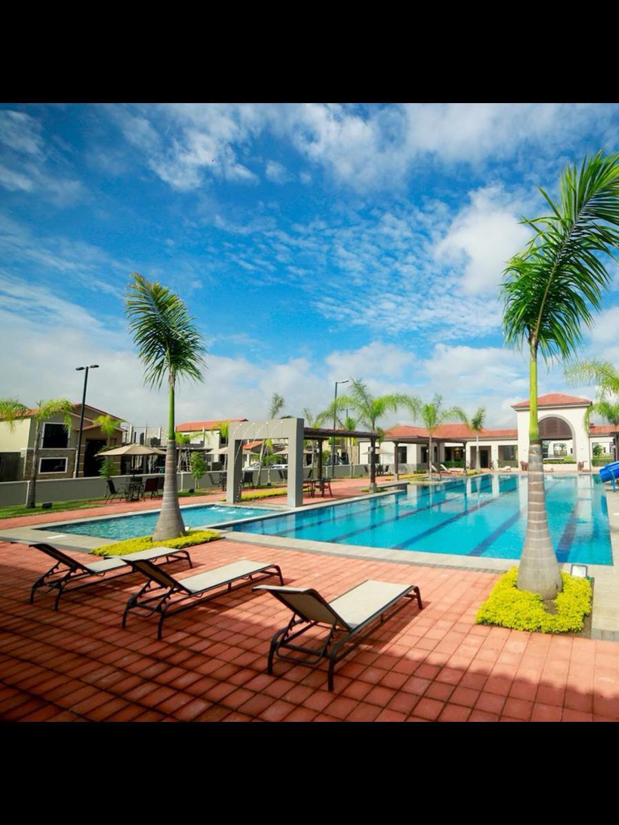 Vendo Casa Moderna de Estreno Ciudad Celeste, Guayas — imagen 4