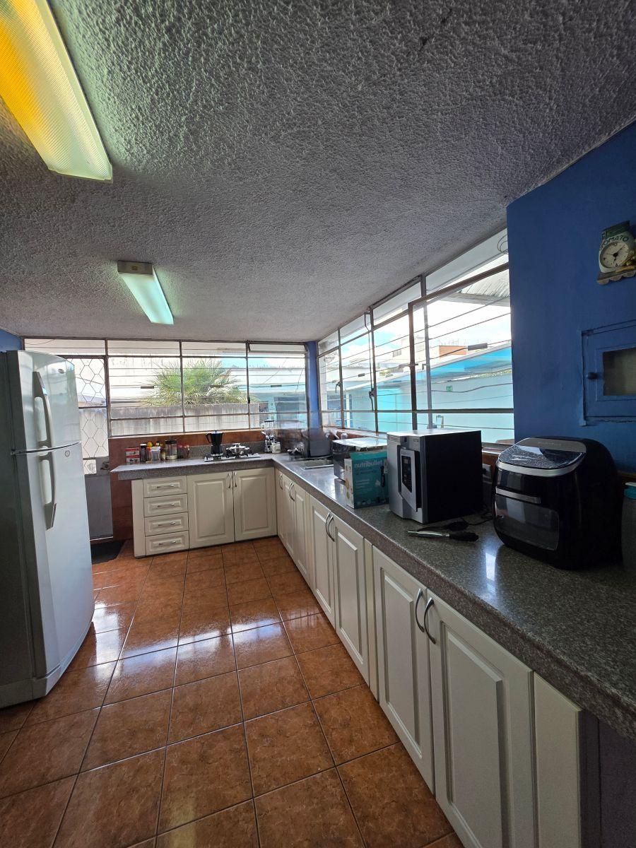 Propiedad Comercial en Venta Edmundo Carvajal El Bosque — imagen 8