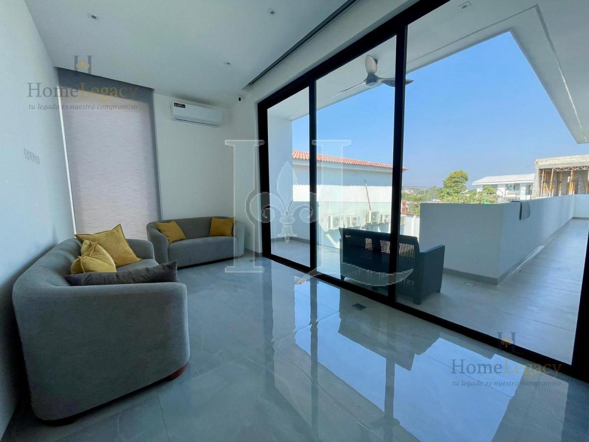 Venta de Casa de 4 Habitaciones en Samborondón - Isla Mocolí Am, Guayas — imagen 8
