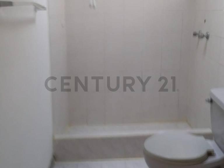 De Oportunidad Casa Norte de Quito por La Ant — imagen 6