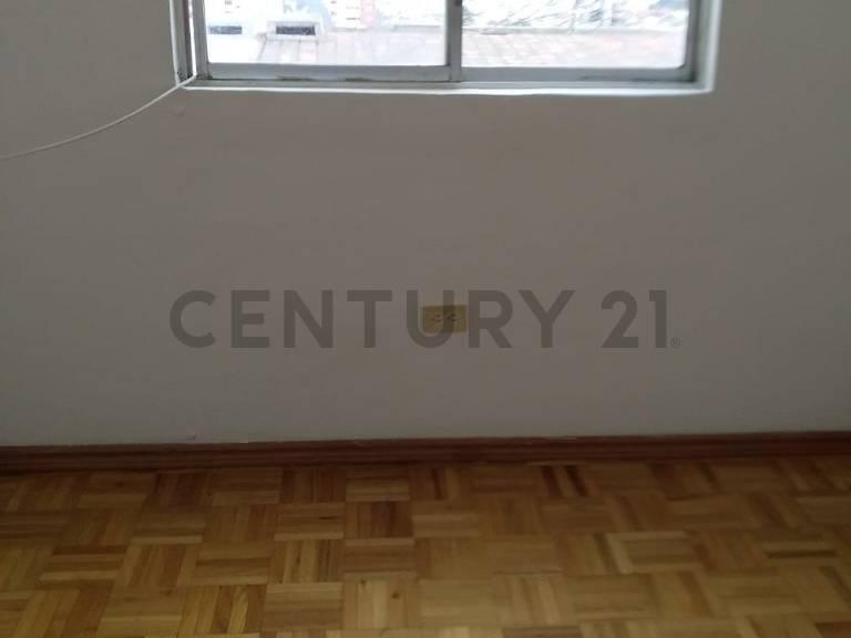 De Oportunidad Casa Norte de Quito por La Ant — imagen 4
