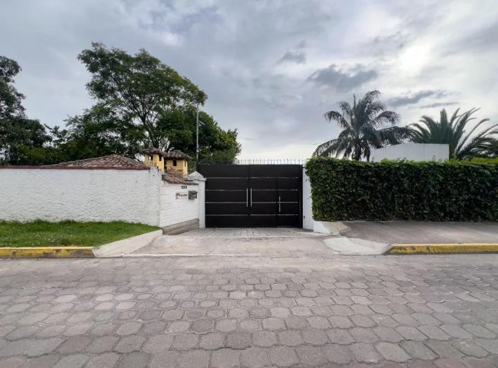 En Una de Las Zonas con Mayor Proyección de Plusvalía de Puembo — imagen 1