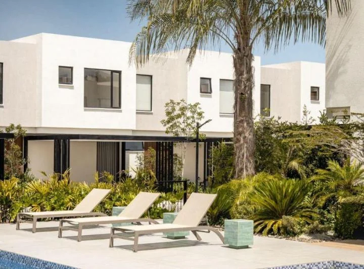Casas en Venta – Santa Rosa de Tumbaco, 2 Pisos — imagen 1