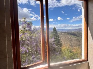 En Venta Descubre La Casa de Tus Sueños en Nayón — imagen 4