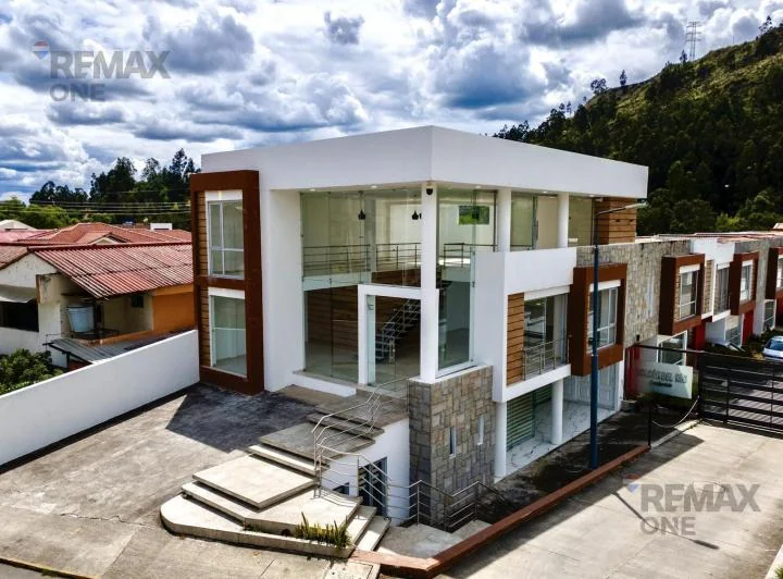 Propiedad Comercial en Venta en Charasol Av 16 de Abril — imagen 1