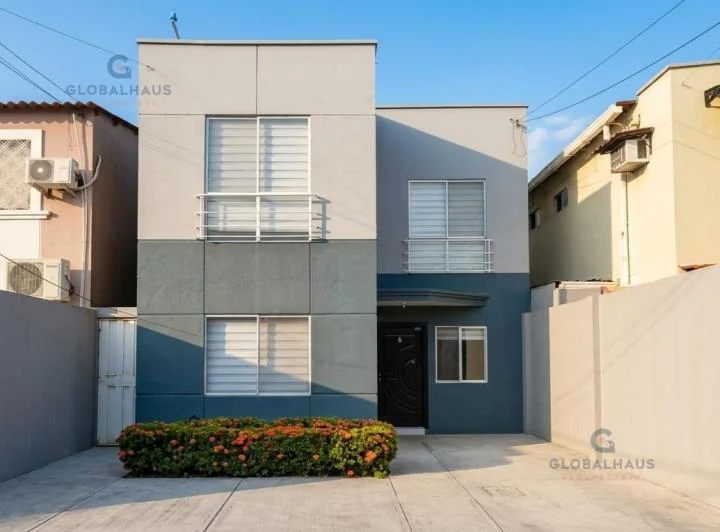 Venta Casa Urb. La Joya Etapa Brillante, Av León Febres Cordero. 3 Habitaciones, m. G. Guayas — imagen 1