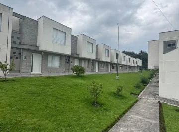2.99% Anual con Biess, Vendo Casa Dos Plantas con Patio y Parqueadero, 3 Dorm.. Provincia de Pichincha — imagen 5