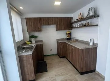 2.99% Anual con Biess, Vendo Casa Dos Plantas con Patio y Parqueadero, 3 Dorm.. Provincia de Pichincha — imagen 2