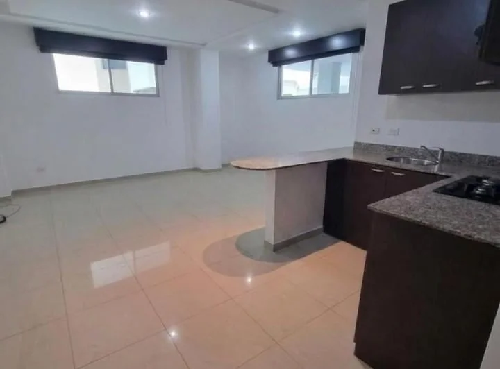 Puerto Azul Planta Baja de 2 Pisos 3 Dorm., Guayas — imagen 1