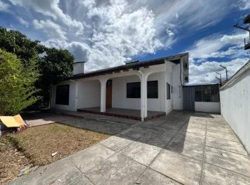 Primavera, Venta - Renta, Casa Ideal Para Oficinas, 350 m de Construccion — imagen 5