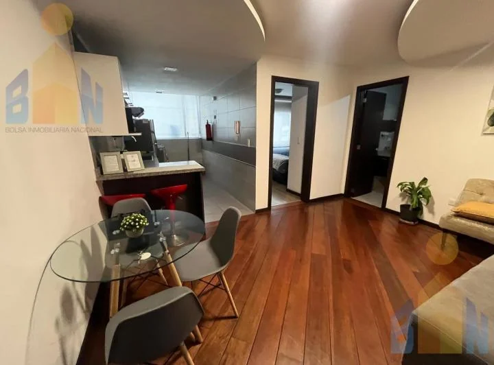 Departamento de Venta Frente a La Carolina — imagen 1