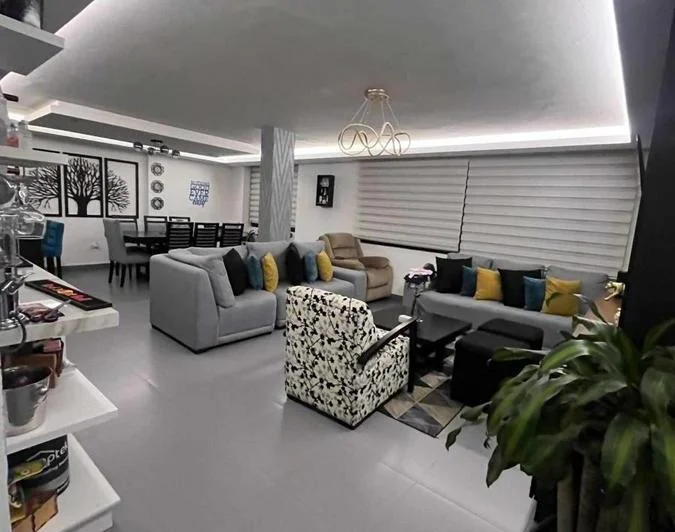 En Venta de Oportunidad Departamento Urbanización El Condado — imagen 1