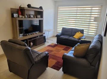 Valle de Los Chillos Departamento con Balcón en Venta Dentro de Urbanización Sector Playa Chica — imagen 2