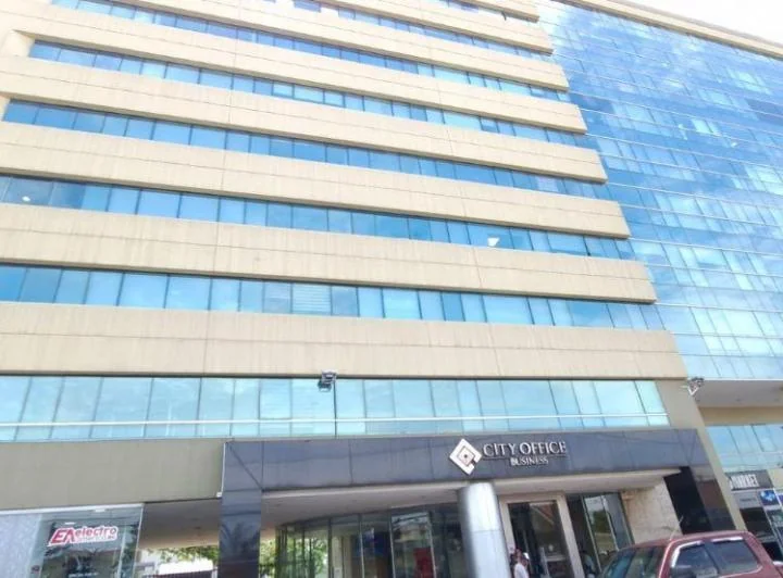 Vendo Oficina Comercial City Office Al Lado del City Mall, Guayas — imagen 1
